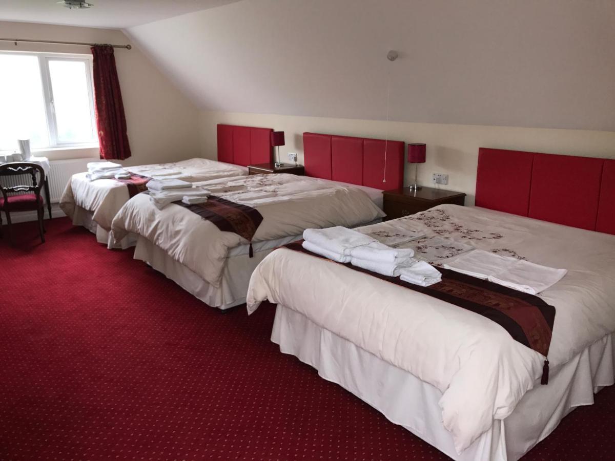 Bed and Breakfast Bwthyn Rhosyn Llannon Экстерьер фото